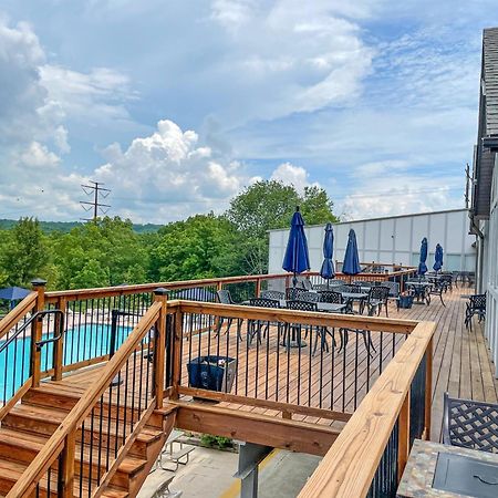 Premier Cozy Cabin - Free Amenities & Comm Indoor Pools بوشكيل المظهر الخارجي الصورة