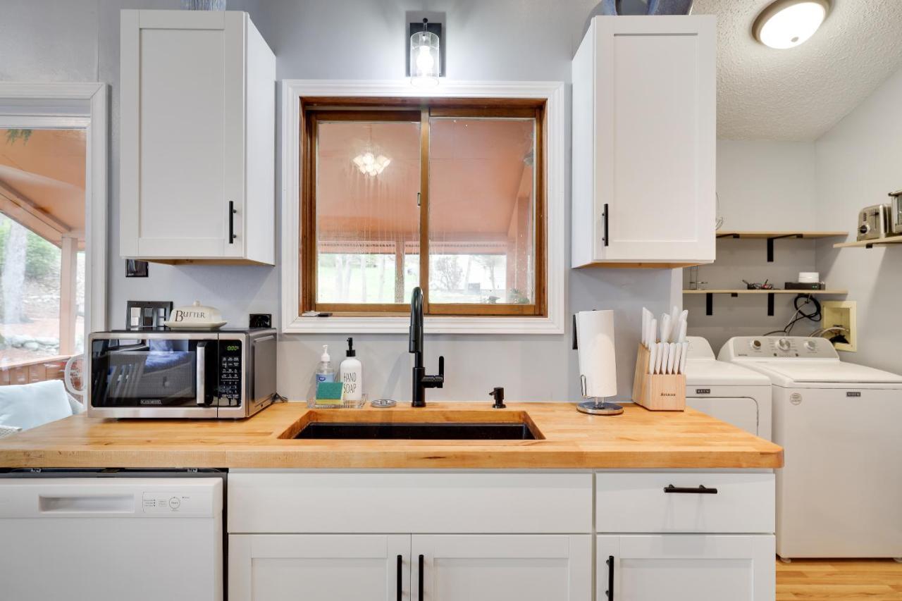 Premier Cozy Cabin - Free Amenities & Comm Indoor Pools بوشكيل المظهر الخارجي الصورة