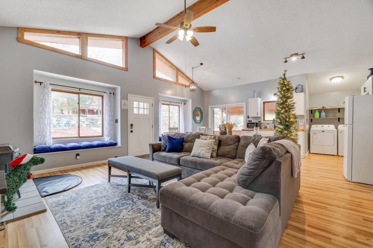 Premier Cozy Cabin - Free Amenities & Comm Indoor Pools بوشكيل المظهر الخارجي الصورة