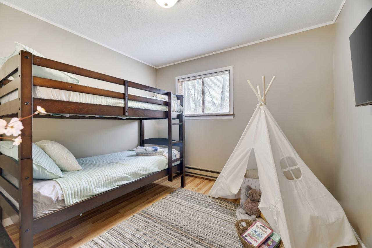 Premier Cozy Cabin - Free Amenities & Comm Indoor Pools بوشكيل المظهر الخارجي الصورة
