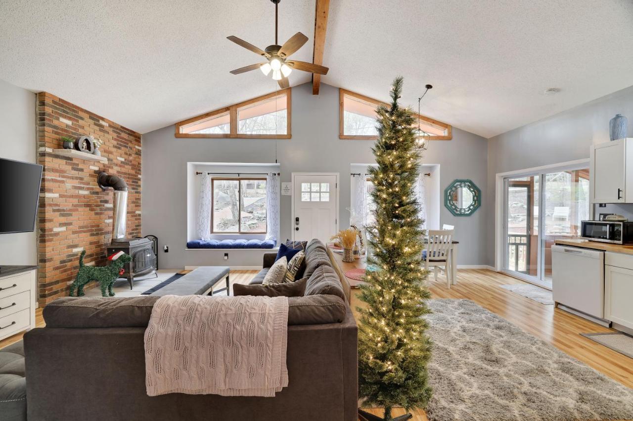 Premier Cozy Cabin - Free Amenities & Comm Indoor Pools بوشكيل المظهر الخارجي الصورة