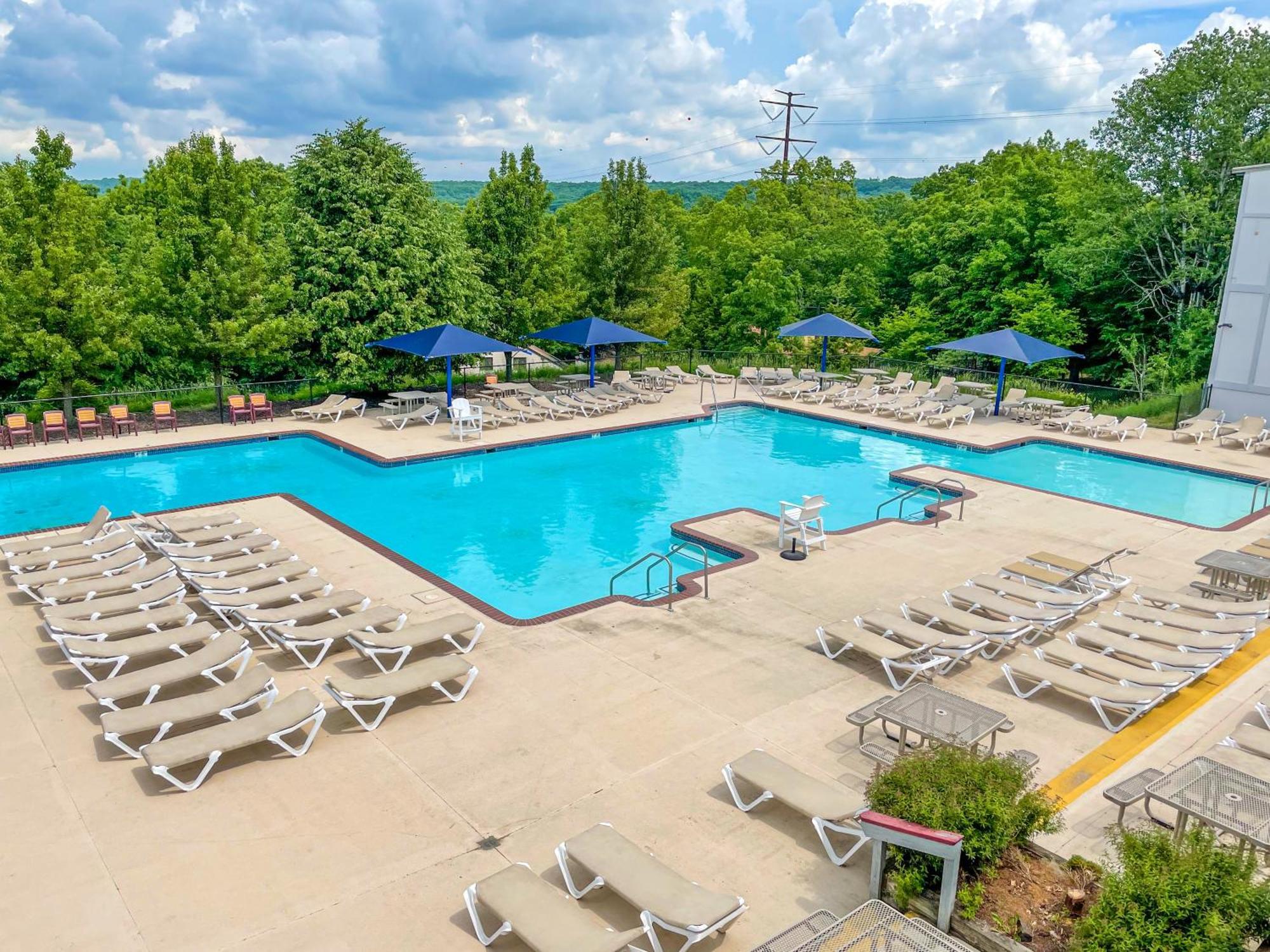 Premier Cozy Cabin - Free Amenities & Comm Indoor Pools بوشكيل المظهر الخارجي الصورة
